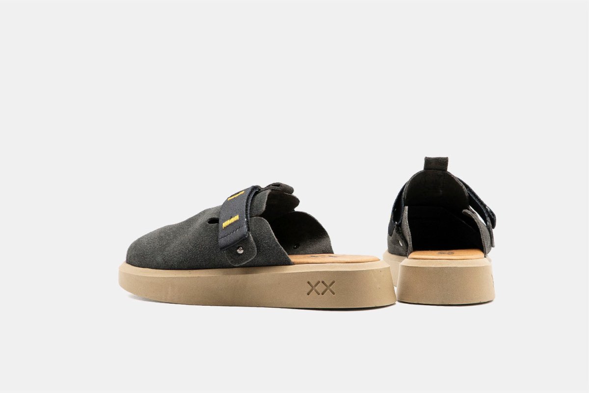 Shoes - Sueco Mujer - Oso Suede Onyx - BESTIAS