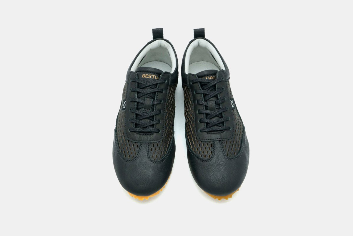 Shoes - Zapatilla Mujer - Delfina Black - BESTIAS