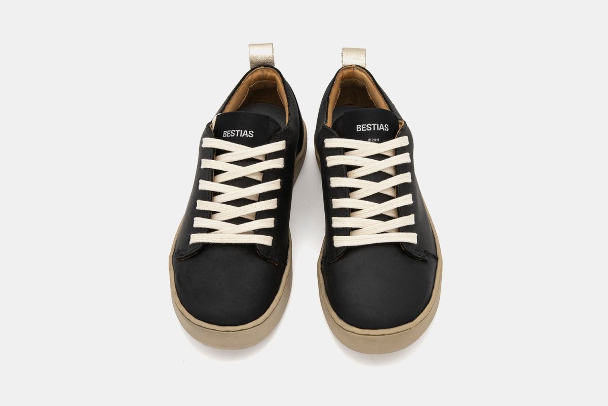 Shoes - Zapatilla Mujer - Bora Black / Gold - BESTIAS